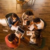 Imagem ilustrativa para curso em turmas Imagem ilustrativa para curso em turmas